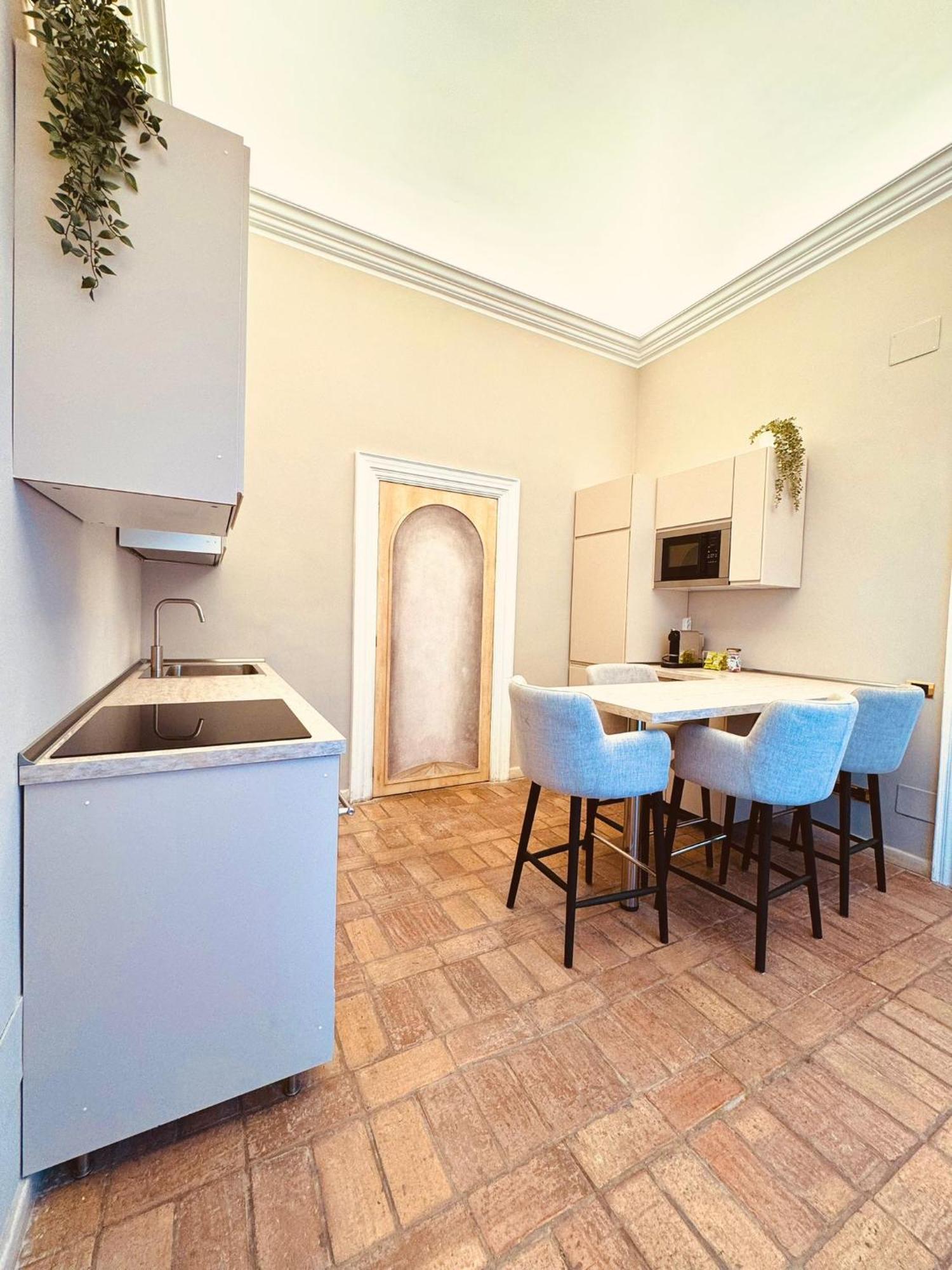 Lux Apartment Cavour 로마 외부 사진